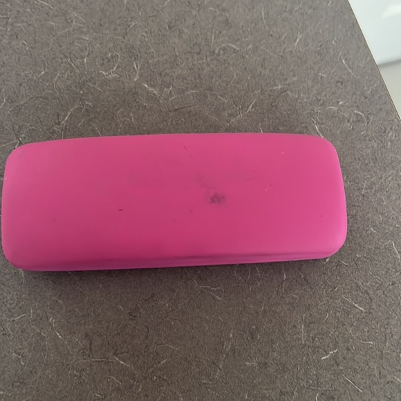 Glasses case - Picture 2 of 2